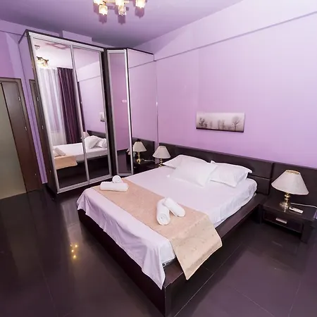 5 * Bukarest