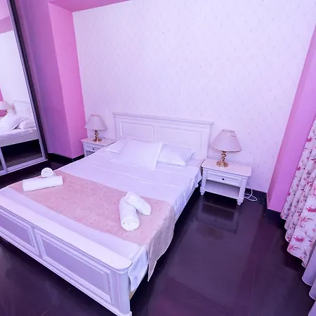 5 Apartment *