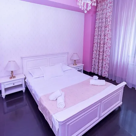5 Apartment *