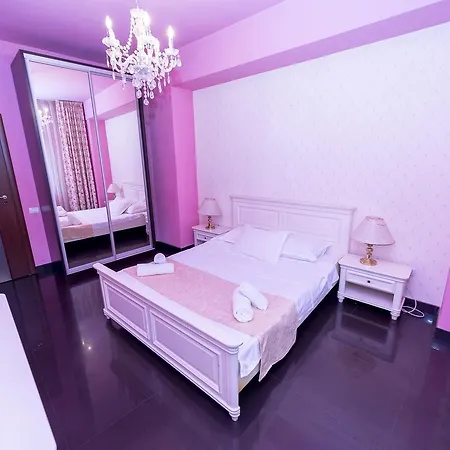 5 Apartment *